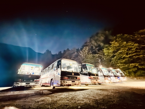 ★自分が整備したバスが素敵な観光地を巡る★