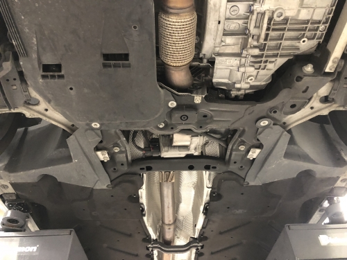 お客様と現場メカニックの架け橋