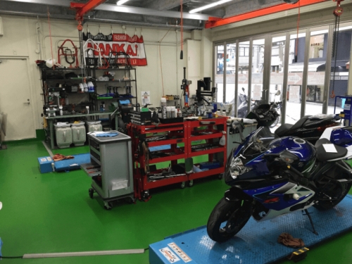 工場内は冷暖房完備！ 最新の設備を導入するなど環境が充実