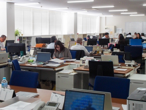 創業100年以上。安定した経営基盤を持つ正規ディーラー