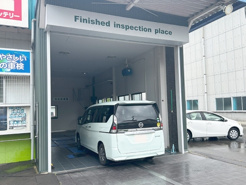 ✅ クルマを見る、触る、運転する、とにかく車大好きだ！