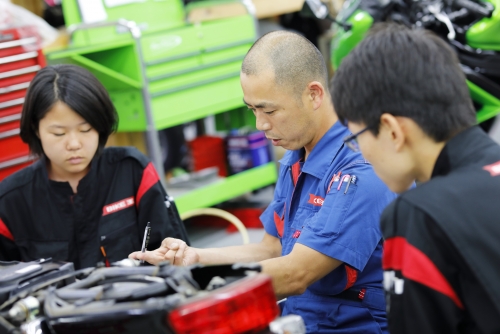 整備研修の様子