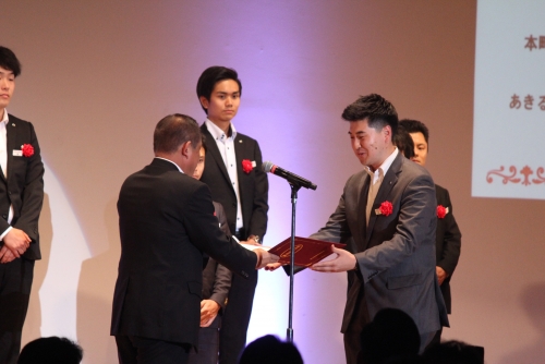 東京日産　優秀社員表彰式