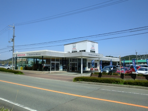 国道からの店舗の写真