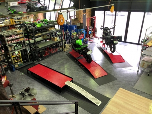 国家資格、各種団体やメーカー資格など、各種資格手当あります。