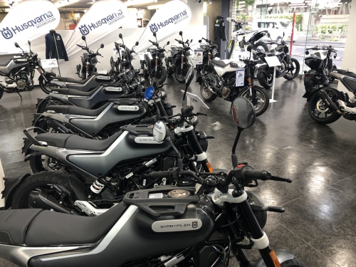 資格手当対象の各メーカー資格ほか資格取得支援制度あります。