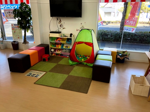 「自動車を支給」や「引越し補助」で入社しやすい環境