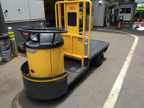 ニチユ製エレトラック