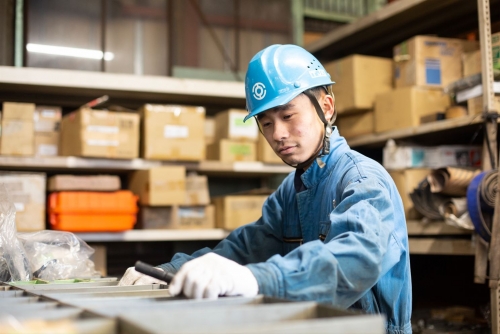 工具や部品の確認