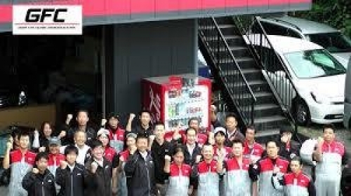 スタッフ集合写真です