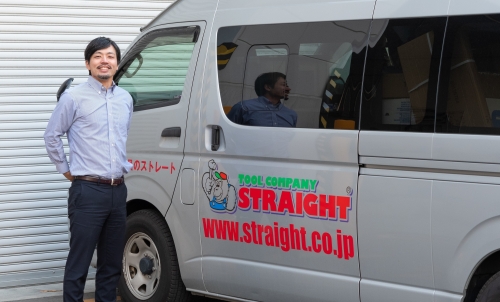 採用担当　杉本