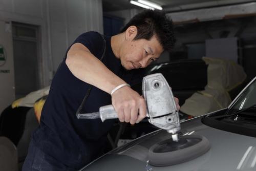 優れた修理技術、正社員転換も歓迎