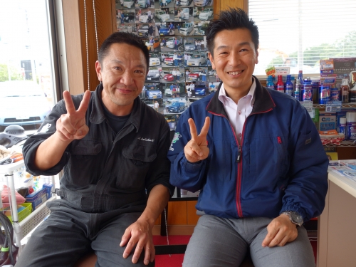 車両販売スタッフ