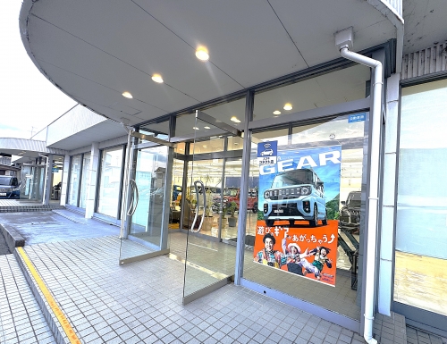 ショールーム入口