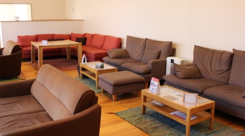 ソファー席でゆったりと！