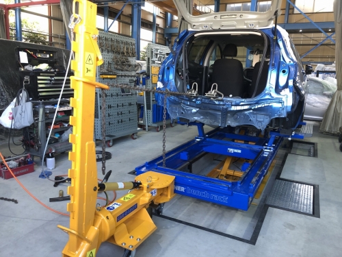 カロライナーフレーム修正機