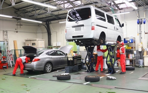 東京日産の整備工場は、設備が充実！