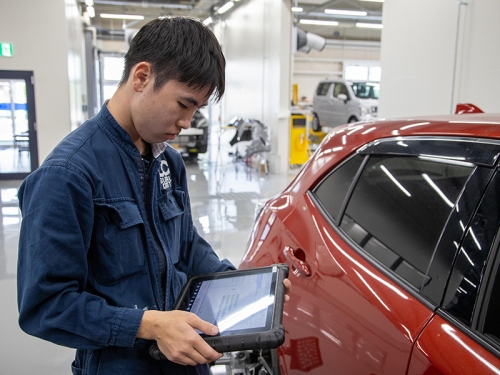 販売・買取の営業ノルマなし！じっくりとお客様と車に向き合える