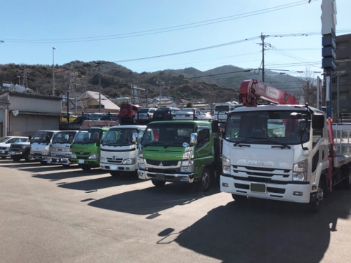 豊富な特殊車両が揃っています