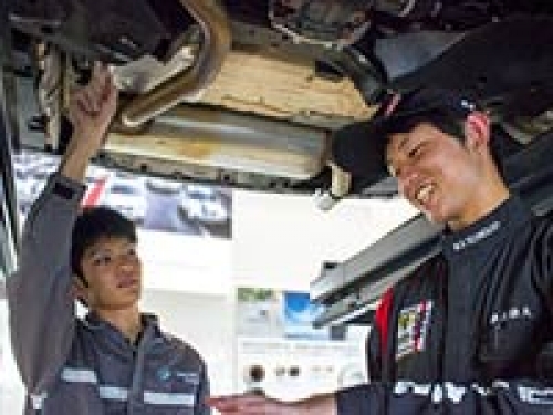 卒業生と在校生の交流の機会も頻繁にあります。