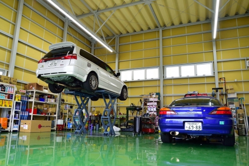 清潔で広々とした職場