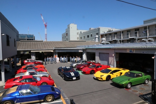 ポルシェを中心にレストア車両を扱っています。